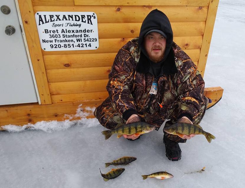 ice fishing guide for pearch in sturgeon bay
